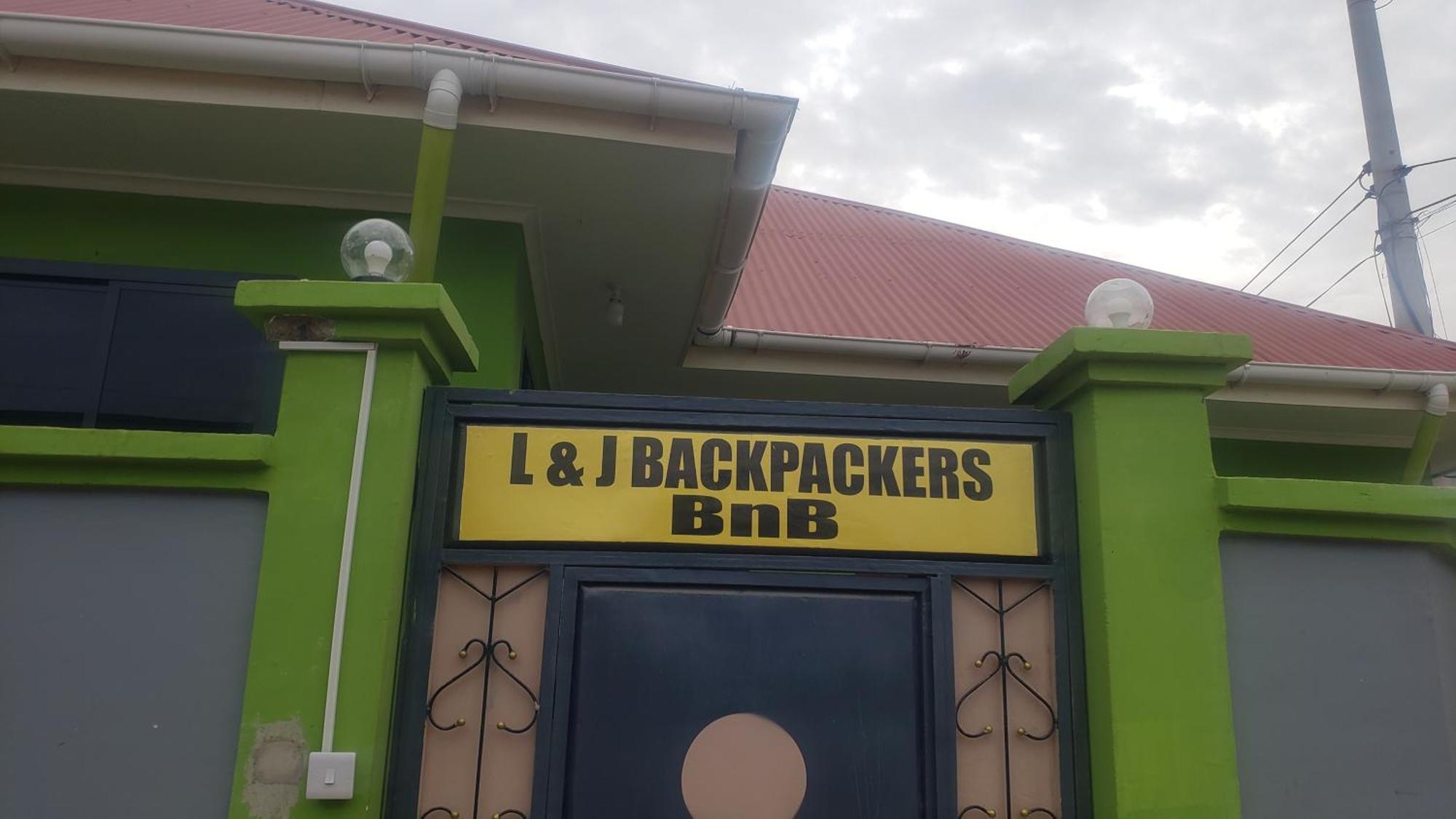 L&J Modern Backpackers Bnb Dar es Salaam Esterno foto