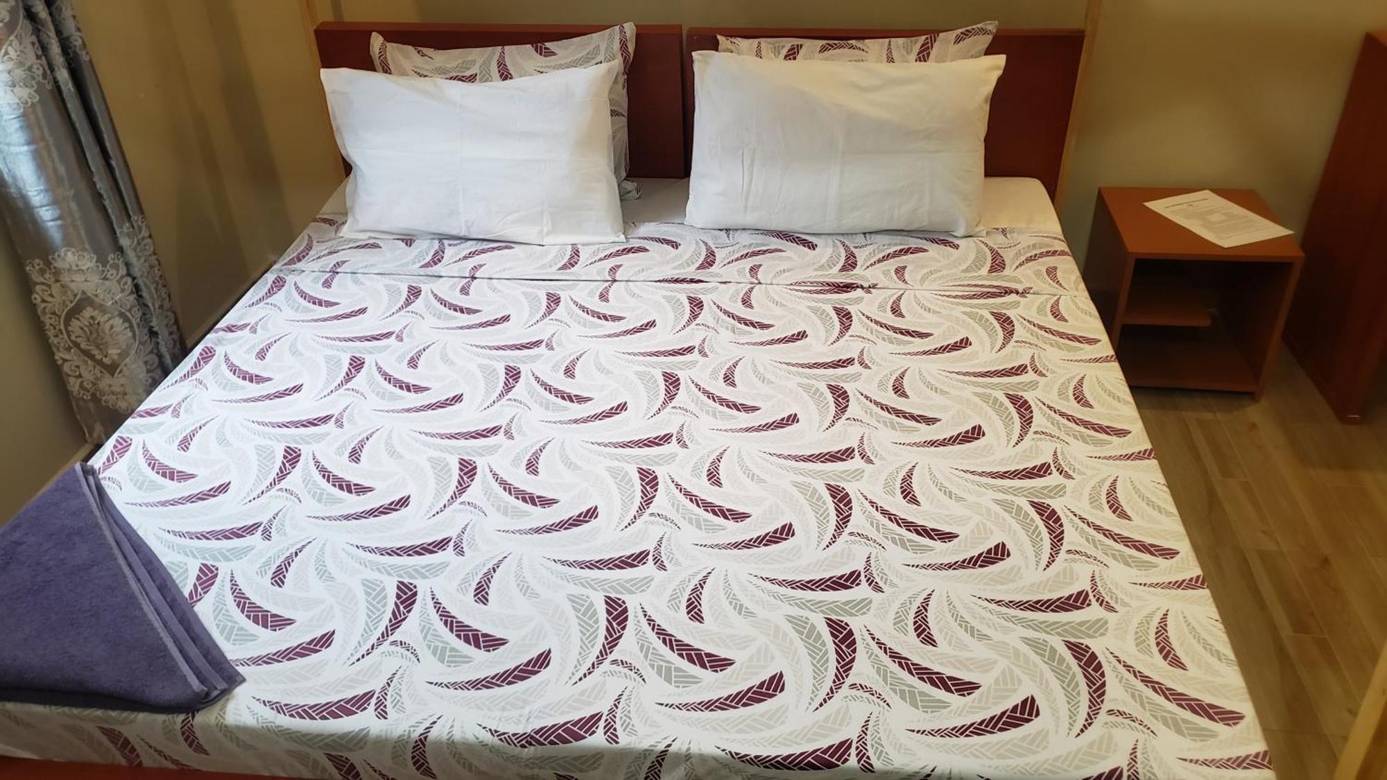 L&J Modern Backpackers Bnb Dar es Salaam Esterno foto